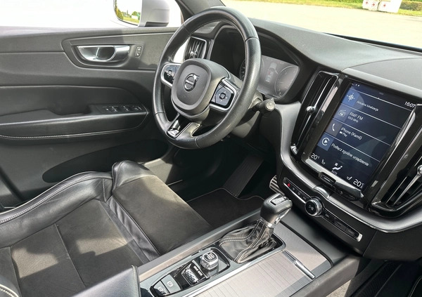 Volvo XC 60 cena 119999 przebieg: 192000, rok produkcji 2018 z Zabrze małe 529